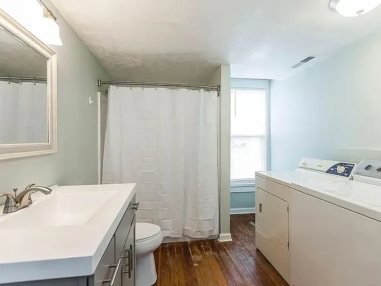 676 Headley Ave — Photo 14