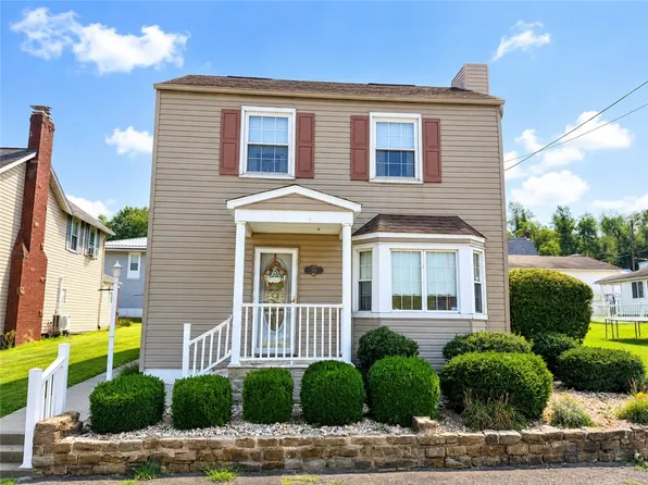 510 Walnut St, Vanderbilt, PA 15486