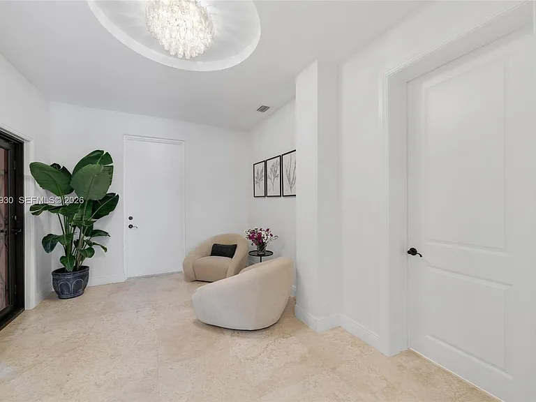 6226 Paradise Point Dr — Photo 23