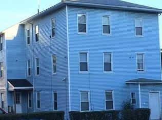 98 Perry Ave, Worcester, MA 01610