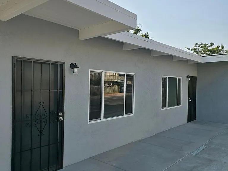 1840 W Orangethorpe Ave-NEWLY RENOVATED, Quartz Counters & Stainless Steel Appliances — Photo 26