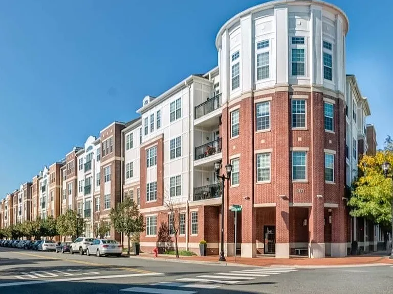 Harbor Pointe — Photo 124