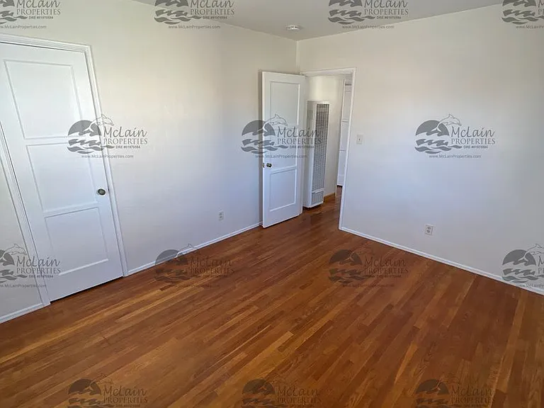 4246 Corinth St — Photo 9