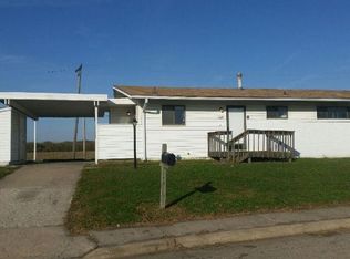 7225 SW Glencrest Dr, Topeka, KS 66619