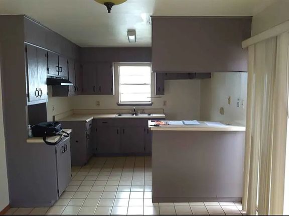 4th image of 578 Truman Dr