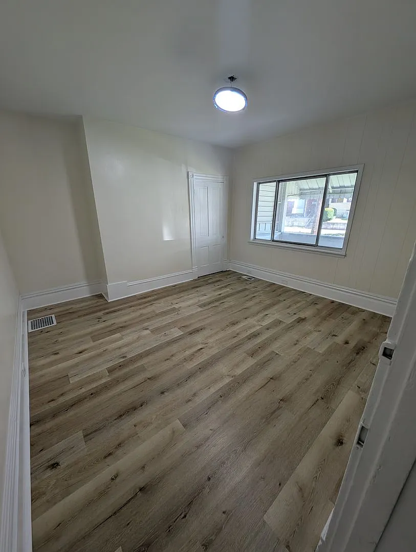 Newly Reno2 Bed, 1 Bath Home in Pitcairn -- Available NOW! — Photo 3