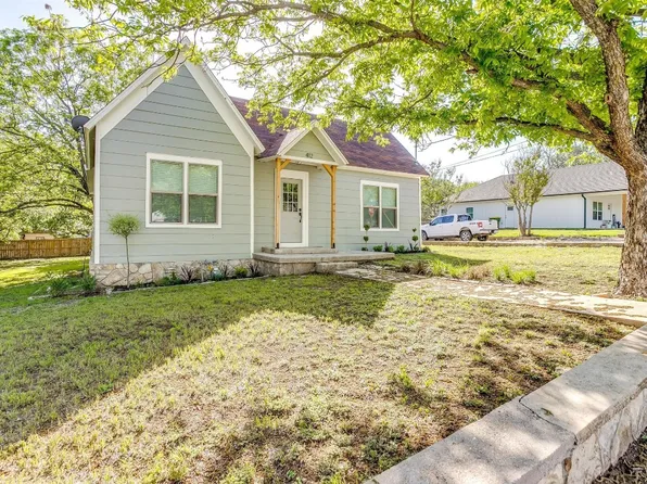 412 N Kirk St, Hico, TX 76457