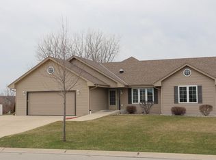 10765 S Conner Way, Oak Creek, WI 53154