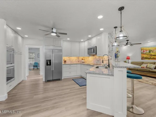 1014 CORAL FARMS Road, Florahome, FL 32140