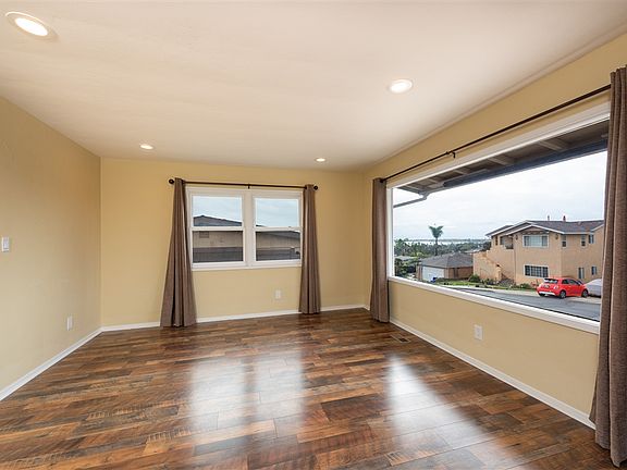 3rd image of 3639 Ethan Allen Ave