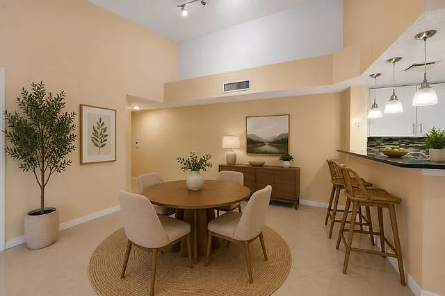 5011 Wiles Rd #303 — Photo 8