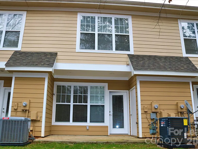 15232 Coventry Court Ln — Photo 23