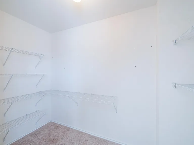 314 Phillips St — Photo 15