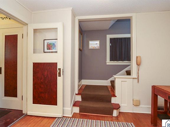 5th image of 321 Center St