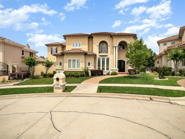 2107 Hogan Dr, Irving, TX 75038