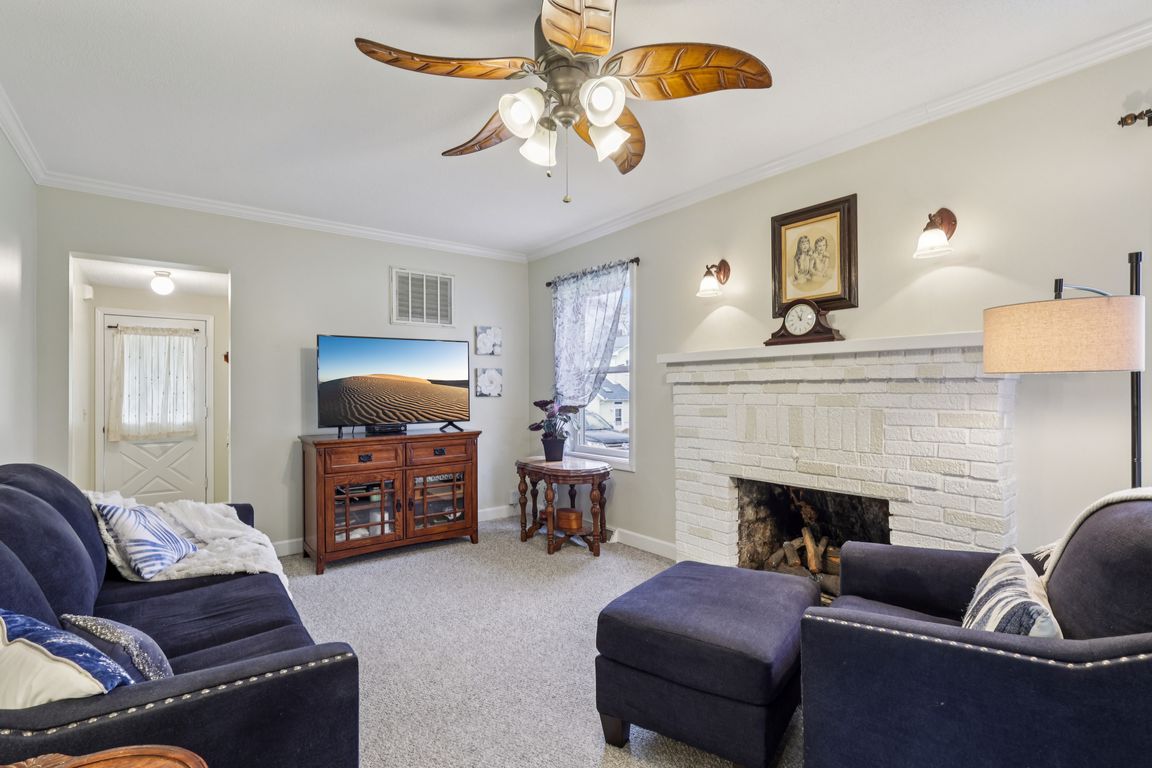 next background image