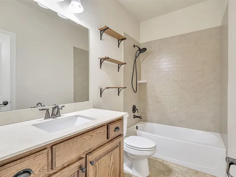 10616 Jackson Hole Ln — Photo 7