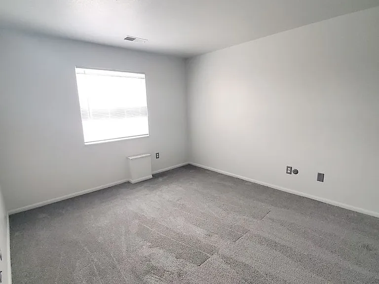 Sugarbush Apartments — Photo 115
