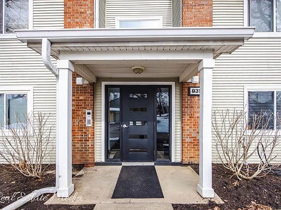 3rd image of 9315 Winton Rd APT 3