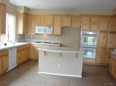 2nd image of 38593 Falkirk Dr