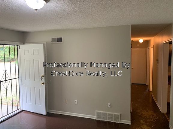 4th image of 4550 Spring Glen Dr