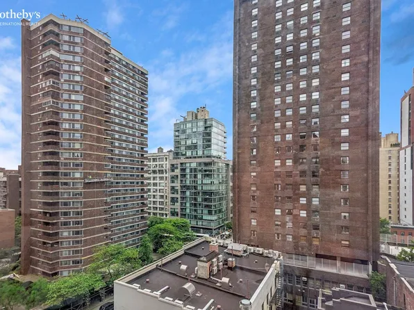 245 East 24th Street image 8 of 13