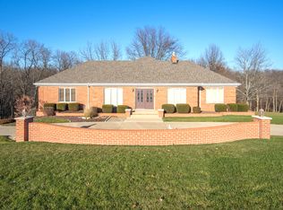 3 Spring Creek Dr, Spring Valley, IL 61362