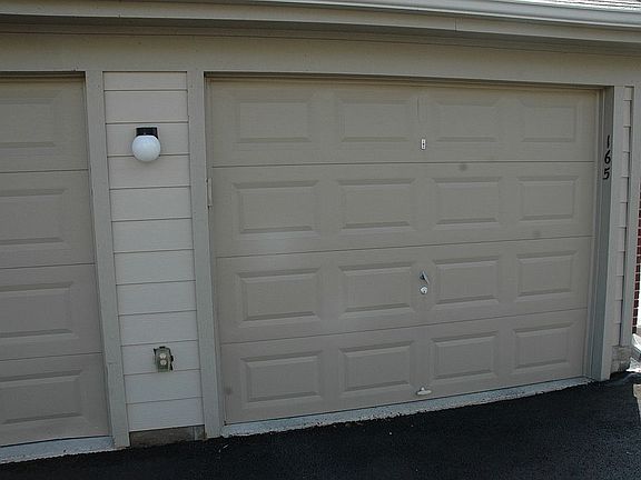 Detached Garage