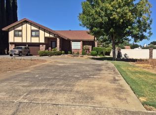 165 Linden Ave, Gustine, CA 95322
