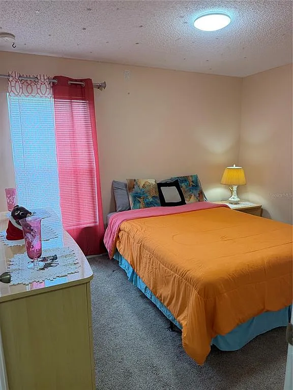 1 bed, 1.0 bath, 140 sqft, $850 — Photo 2