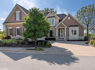 1200 Monterey Dr, Chesterton, IN 46304