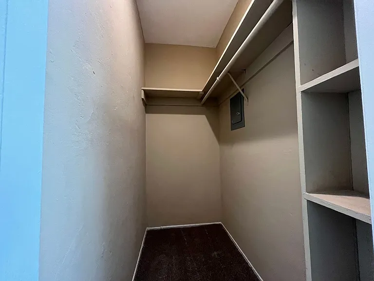 5065 W Point Loma Blvd #C — Photo 17