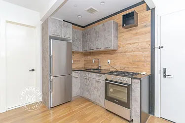 826 Saint John's Place, #2B