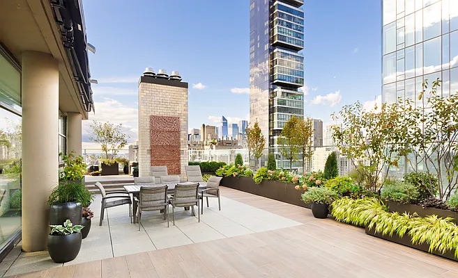 Sold by Compass | media 13