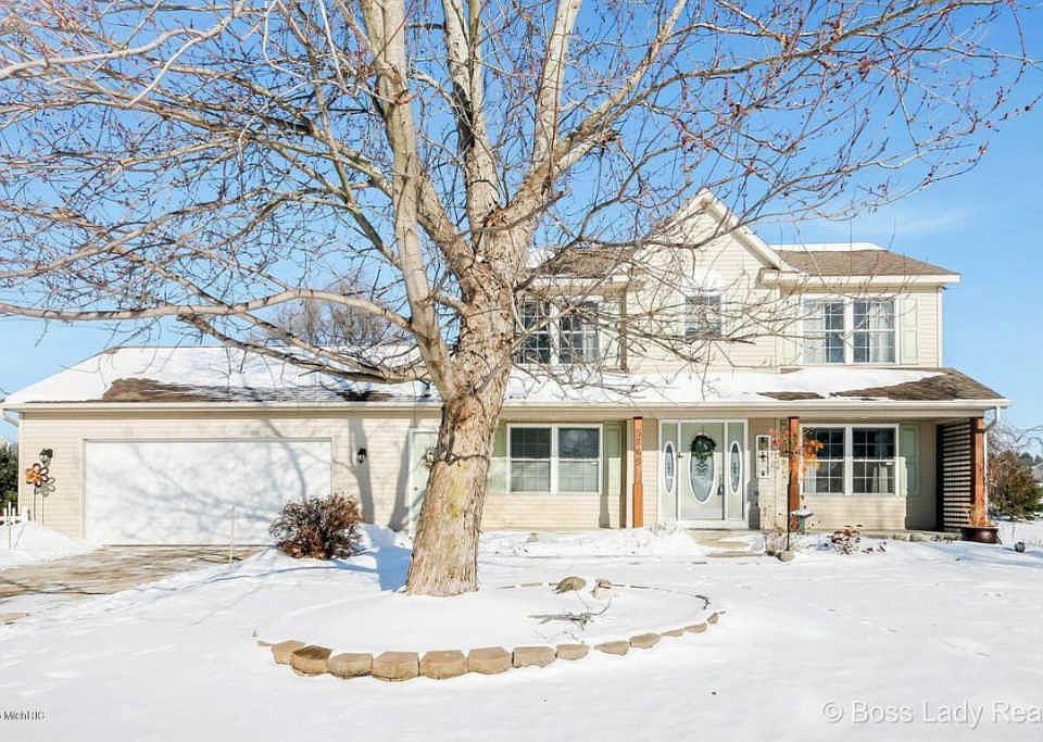 1st image of 5865 Terrace Park Dr NE