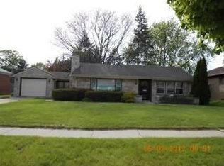 4727 N 69th St, Milwaukee, WI 53218