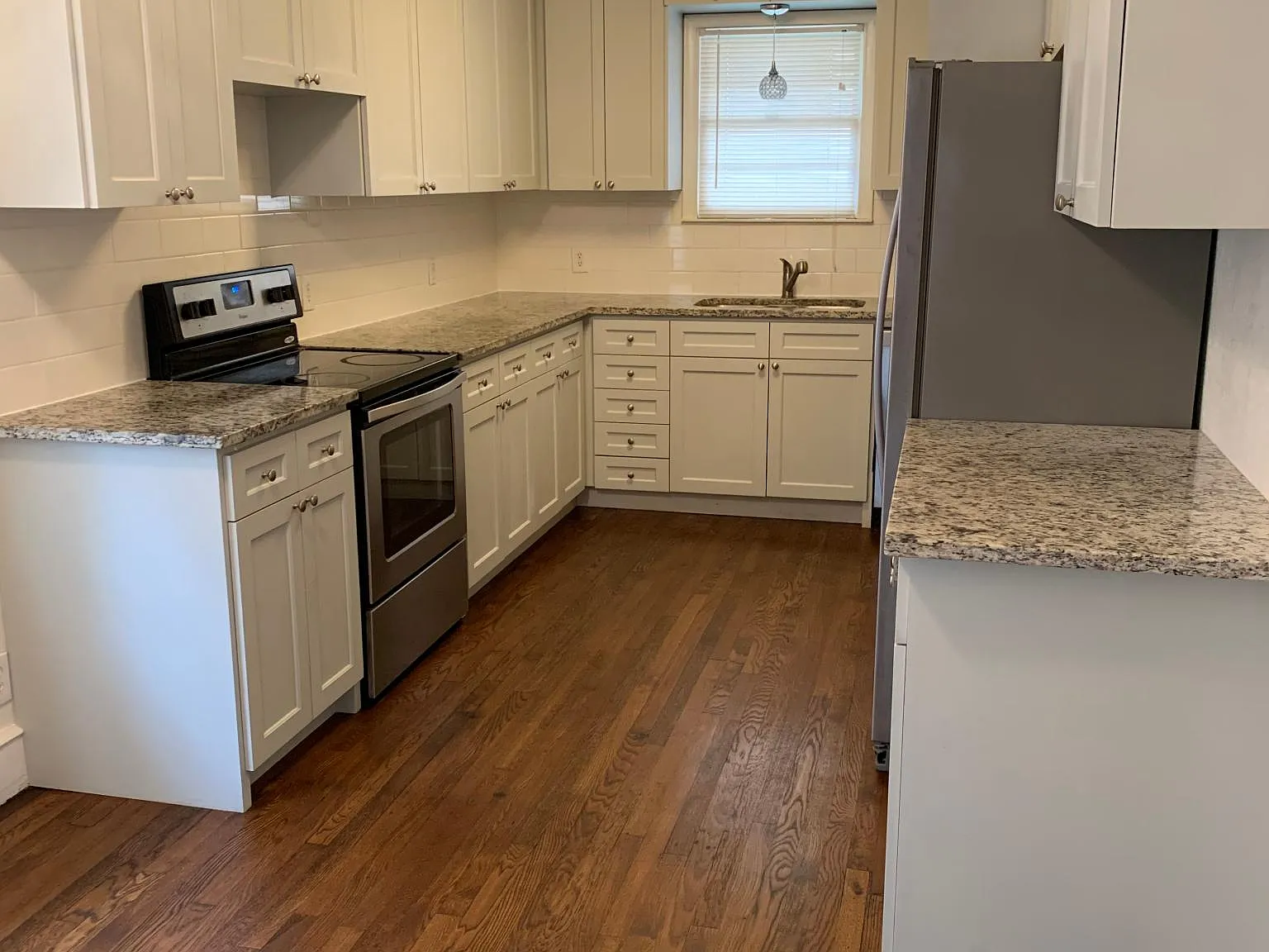 3115 Odessa Ave — Photo 4