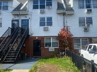 126 Nicholas Ave, Staten Island, NY 10302