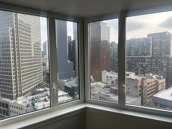 7 Dekalb Avenue image 7 of 8