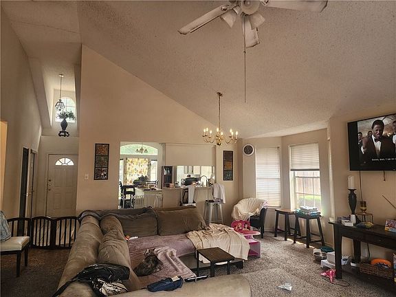 3rd image of 5113 Lethaby Dr