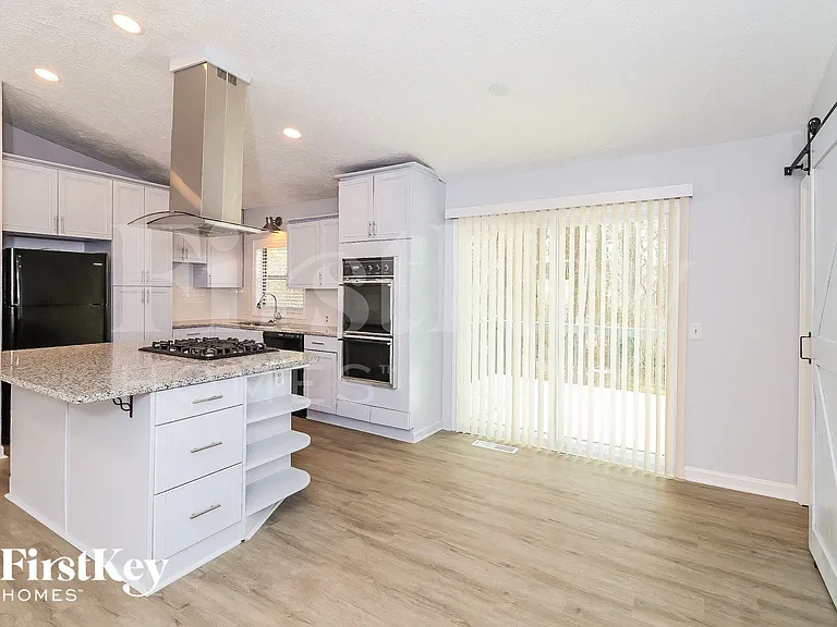 2039 Bascomb Carmel Rd — Photo 5