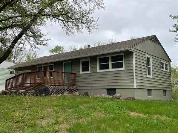 7 S 71st Ter, Kansas City, KS 66111