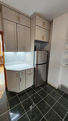 Rented by Apple Exclusive Realty Inc | media 3
