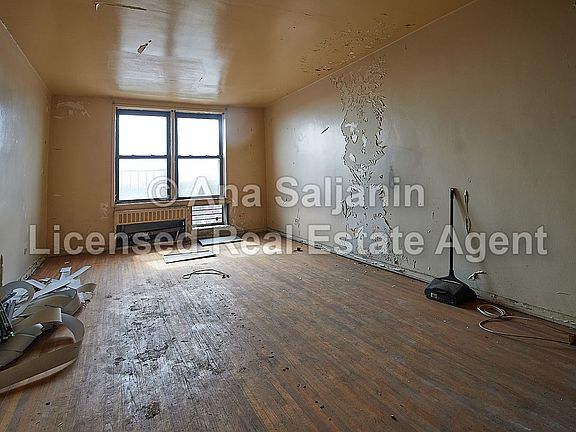 4th image of 87-46 Chelsea St #7D
