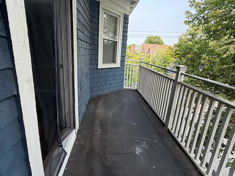 73-75 Moore St #2 — Photo 19