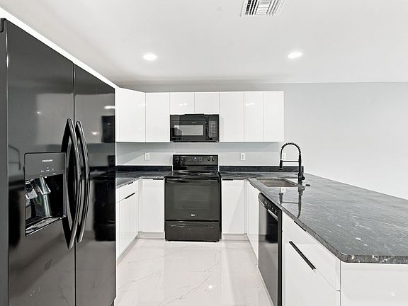 3rd image of 4780 Nelson Dr