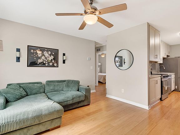 3rd image of 1328 S State St APT B