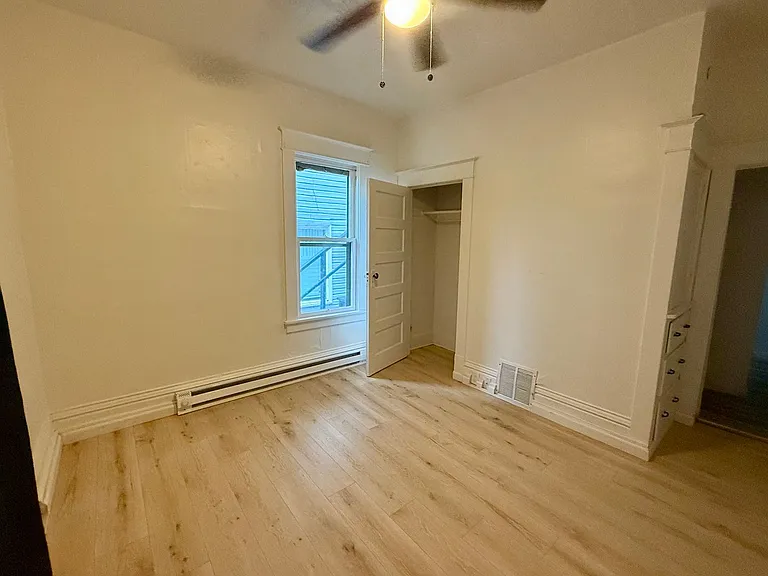 5008 N Nelson St — Photo 2