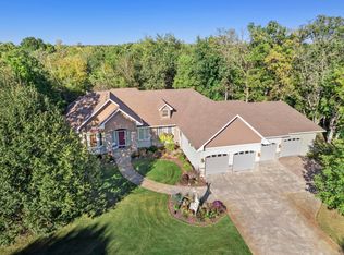 10064 Adam Ave, Inver Grove Heights, MN 55077