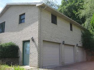 1202 Ben Avon St, Indiana, PA 15701